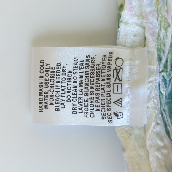 KOMAROV | White & Floral Long Crinkle Dress with Cap Flutter Sleeves, Size S - Picture 8 of 16